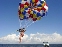 Nude parasailing (model: Heide)