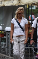 Perfect candid pokies