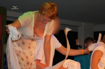 Accidental downblouse while bend over