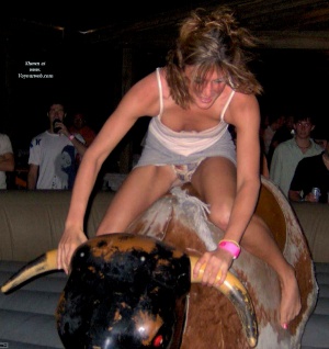 A panty upskirt while she is bullriding