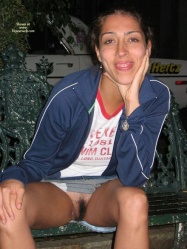Hidden Exhibitionism:Ingrid pantyless in public