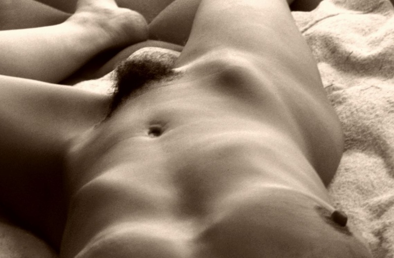 File:Pam's breast and pubic hair 3.jpg