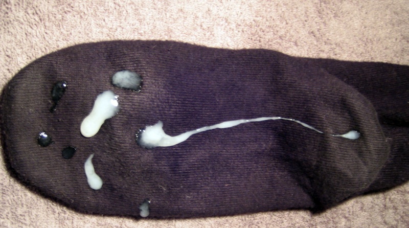 File:0~Cum on socks.jpg