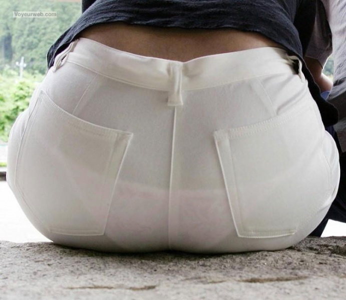 File:Whitepants1.jpg